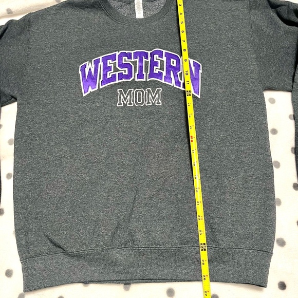 Western University MOM Crew Sweater - Picture 4 of 5